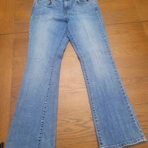 Levi jeans size 10